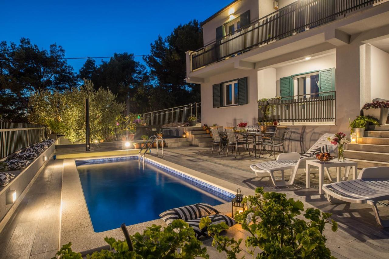 Villa Unique Gradac  Luaran gambar