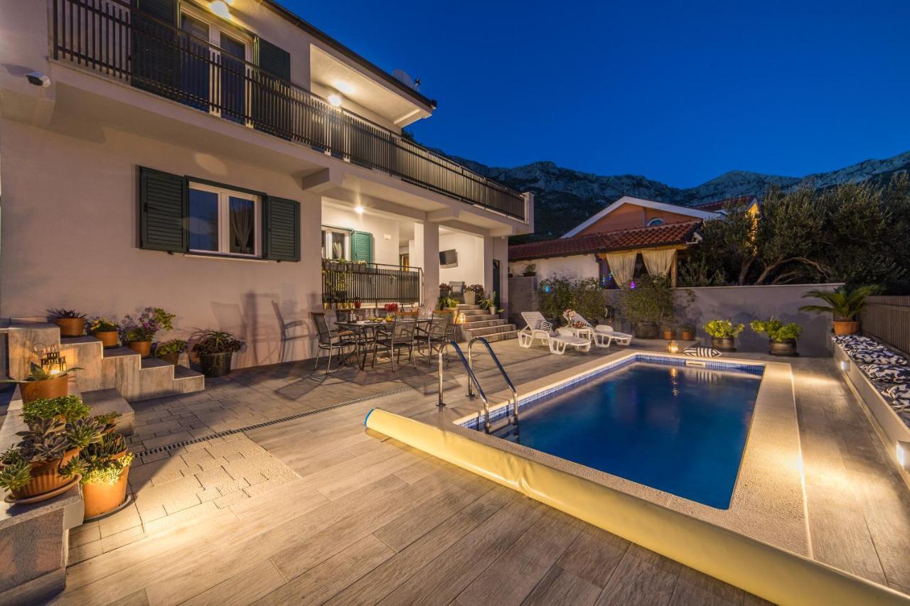 Villa Unique Gradac  Luaran gambar