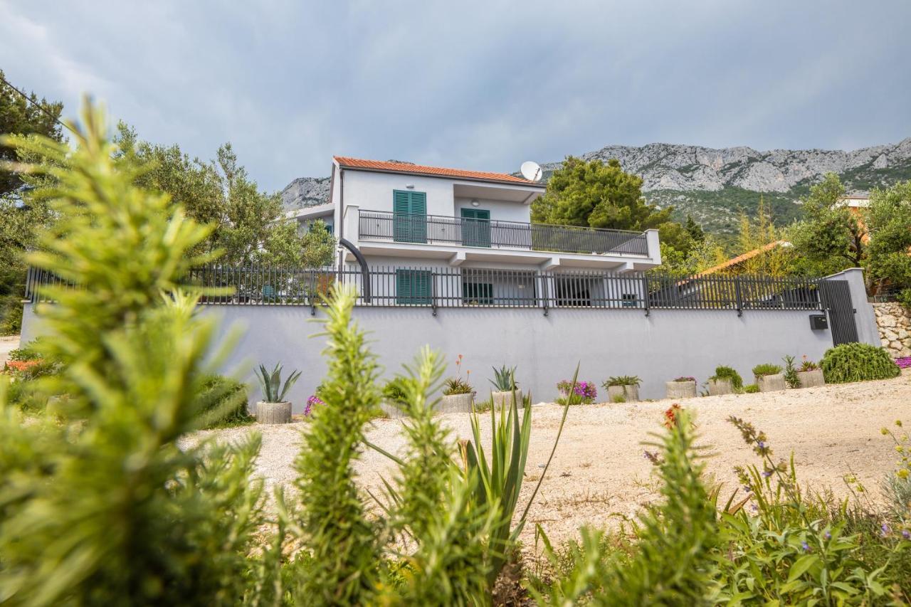 Villa Unique Gradac  Luaran gambar