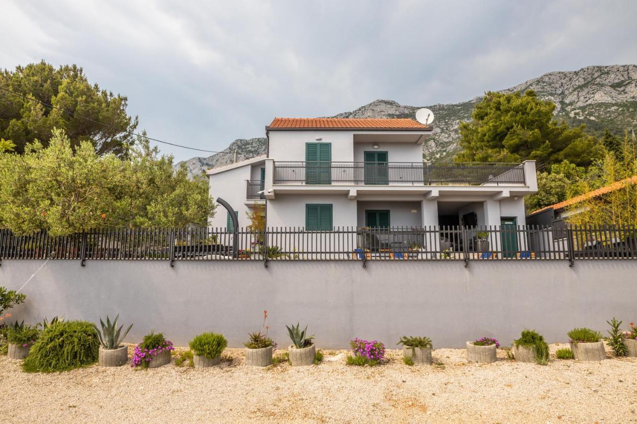 Villa Unique Gradac  Luaran gambar